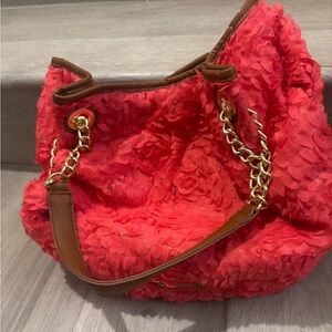 Betsy Johnson hot pink Floral Appliqué Bag w Gold Chain Accents used condition
